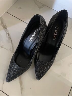 Delicacy Women's Sparkling Black Pointed Toe Heels